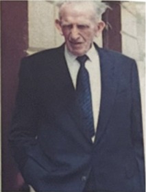 On the 30 September 1922, the first fifty unarmed Gardaí arrived in Donegal appointed to the former R.I.C. barracks in Falcarragh. Among them was Pat Dillon no. 215 from County Clare.